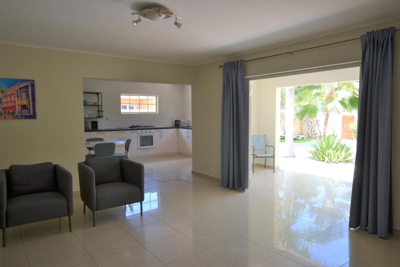 Relex Villa With Private Pool ウィレムスタッド エクステリア 写真